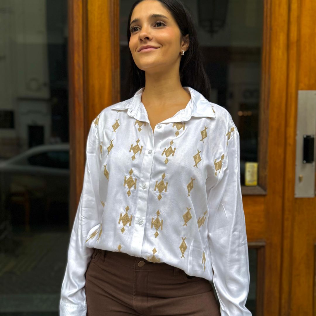 camisa-manga-larga-blanca-bordada-2248